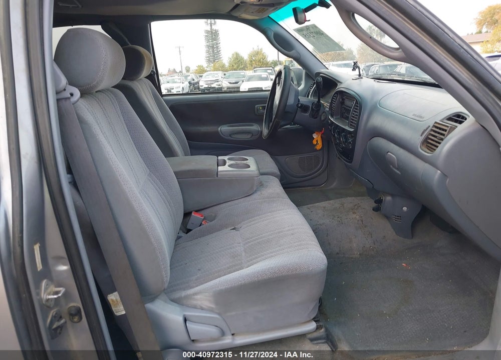 2001 TOYOTA TUNDRA SR5 V8 VIN: 5TBBT44191S208430