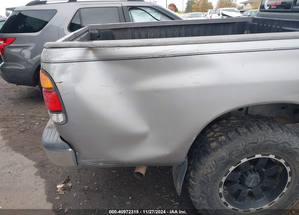 2001 TOYOTA TUNDRA SR5 V8 VIN: 5TBBT44191S208430