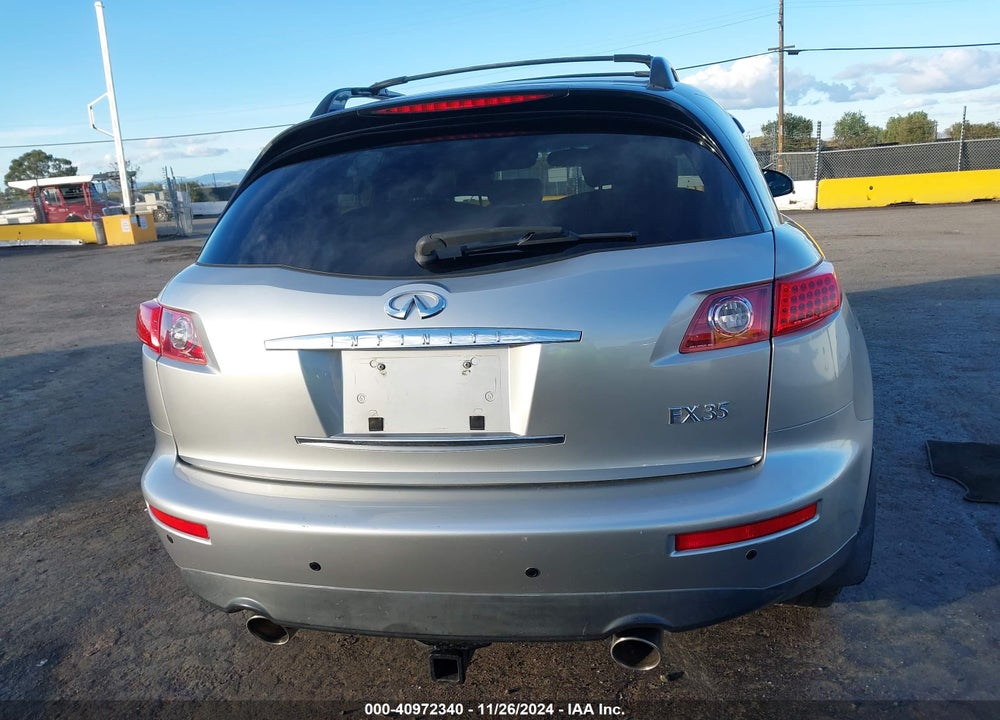 2003 INFINITI FX35 VIN: JNRAS08W13X002164