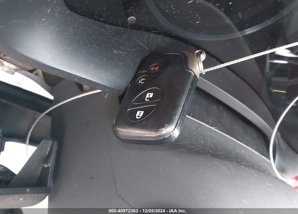 2010 LEXUS IS VIN: JTHFF2C23A2506721