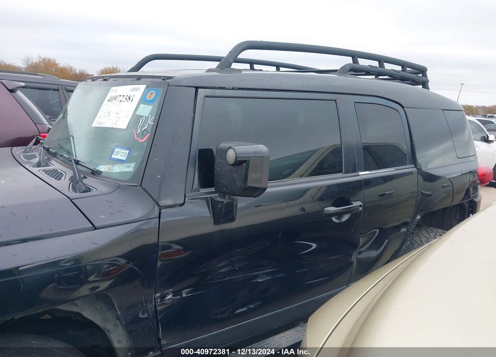 2007 TOYOTA FJ CRUISER VIN: JTEBU11F170093123