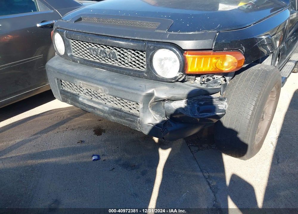 2007 TOYOTA FJ CRUISER VIN: JTEBU11F170093123