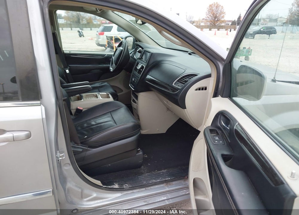 2014 CHRYSLER TOWN & COUNTRY TOURING VIN: 2C4RC1BG0ER358470