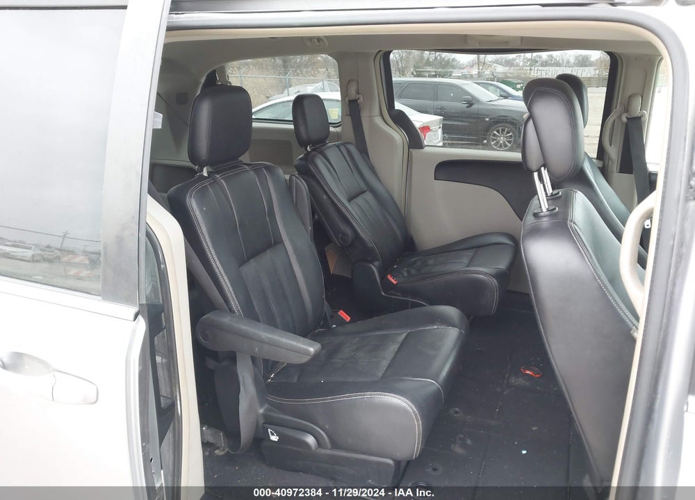 2014 CHRYSLER TOWN & COUNTRY TOURING VIN: 2C4RC1BG0ER358470