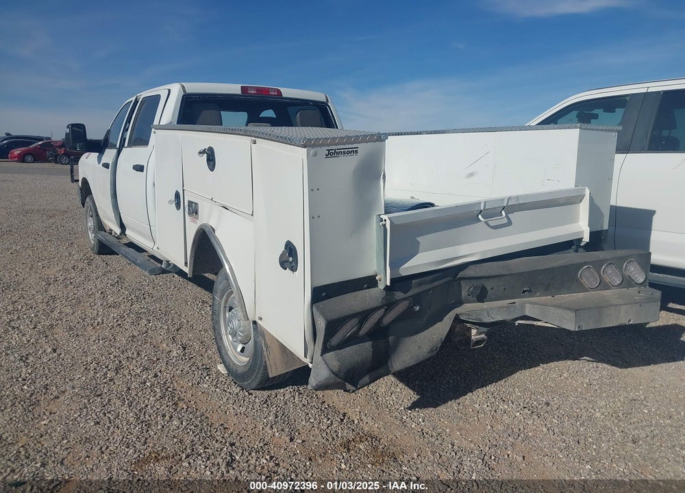 2024 RAM 2500 TRADESMAN 4X4 8' BOX VIN: 3C6UR5HJ4RG186532