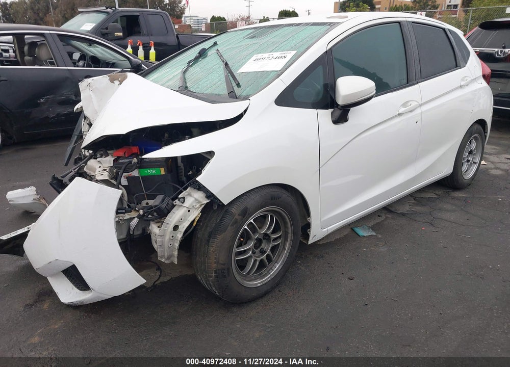2015 HONDA FIT LX VIN: 3HGGK5G59FM747689