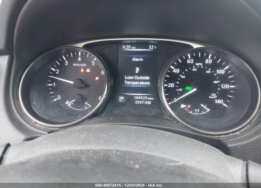 2015 NISSAN ROGUE S VIN: 5N1AT2MV3FC841567