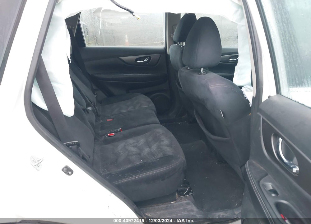 2015 NISSAN ROGUE S VIN: 5N1AT2MV3FC841567