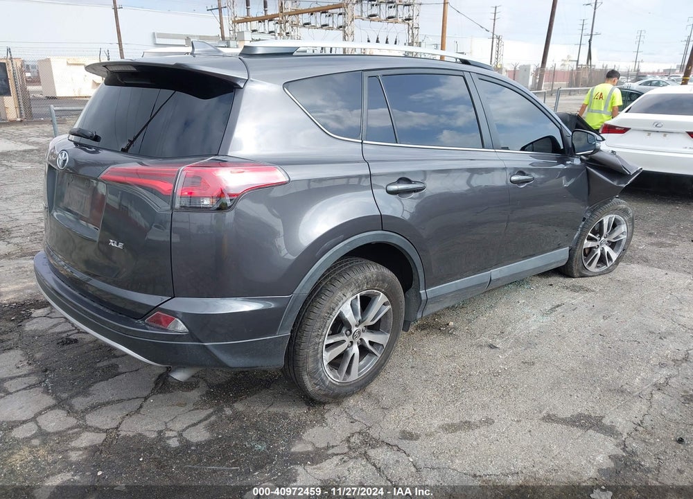 2016 TOYOTA RAV4 XLE VIN: 2T3WFREV6GW297217