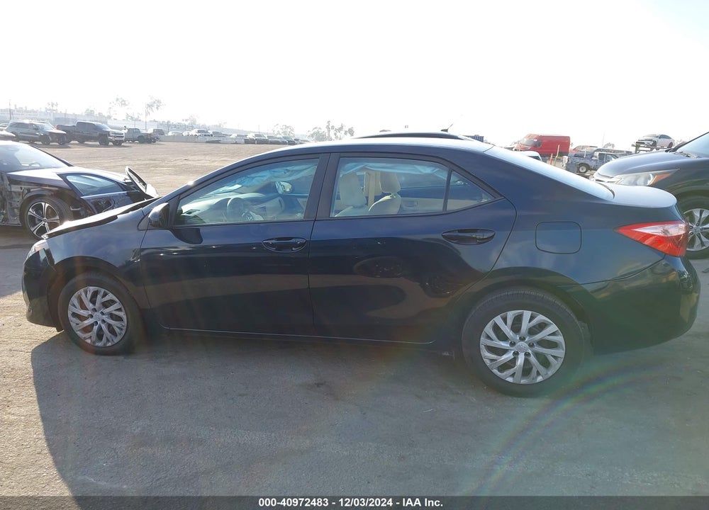 2017 TOYOTA COROLLA LE VIN: 5YFBURHE0HP711135