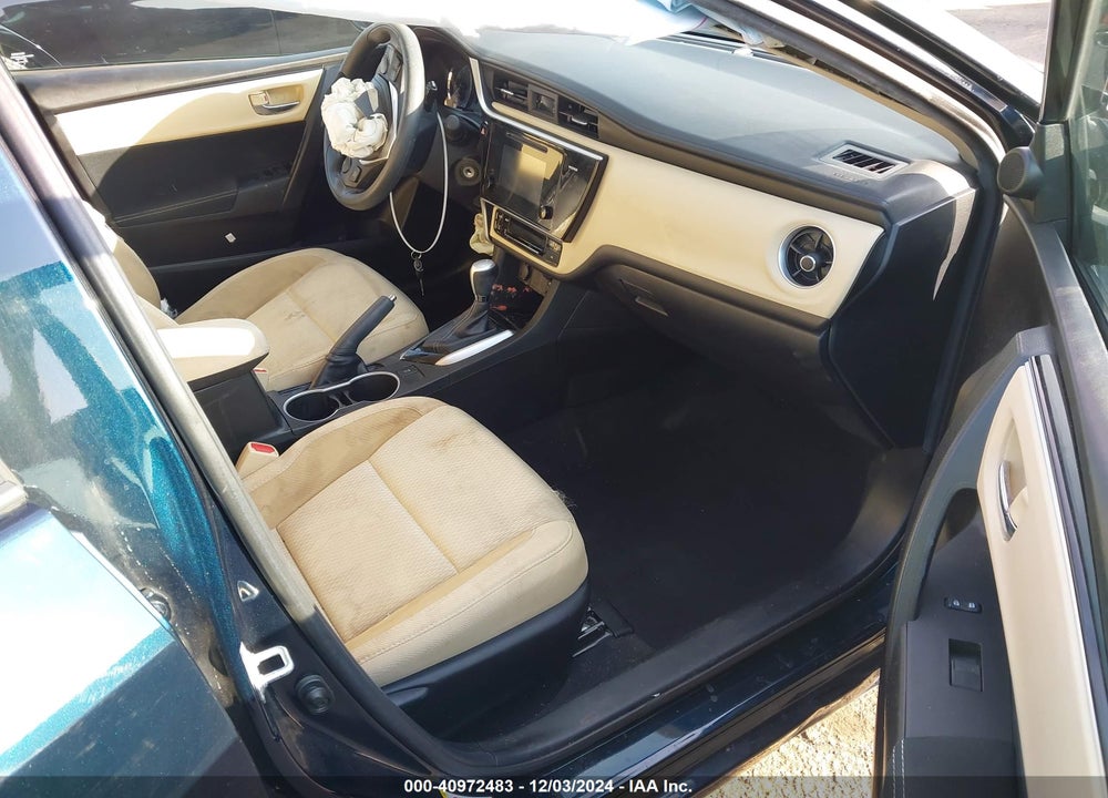 2017 TOYOTA COROLLA LE VIN: 5YFBURHE0HP711135