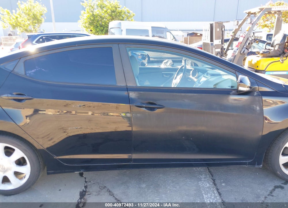 2012 HYUNDAI ELANTRA LIMITED (ULSAN PLANT) VIN: KMHDH4AE4CU209522