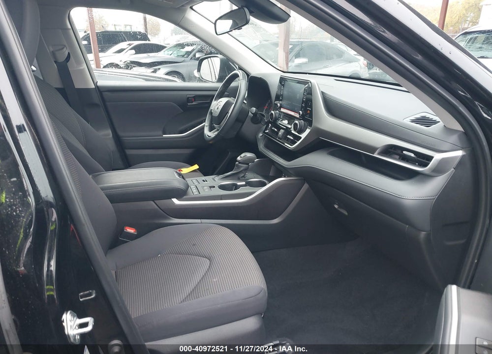 2022 TOYOTA HIGHLANDER LE VIN: 5TDBZRBH1NS249868