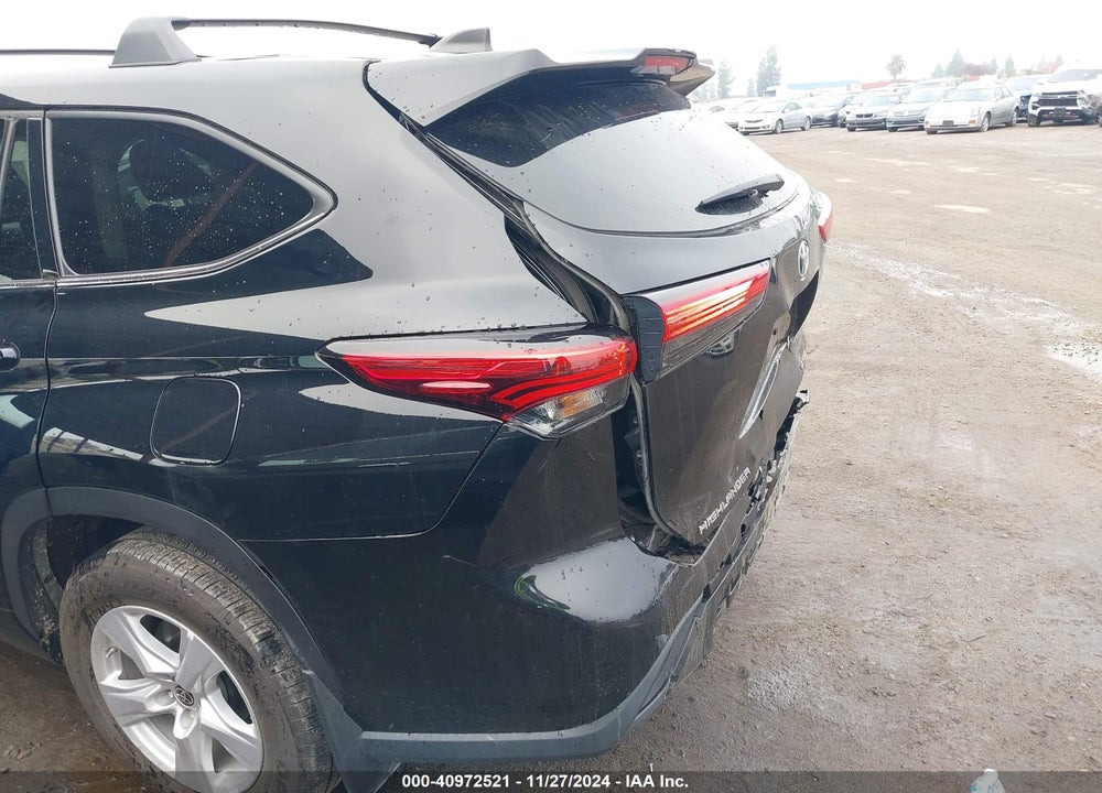 2022 TOYOTA HIGHLANDER LE VIN: 5TDBZRBH1NS249868