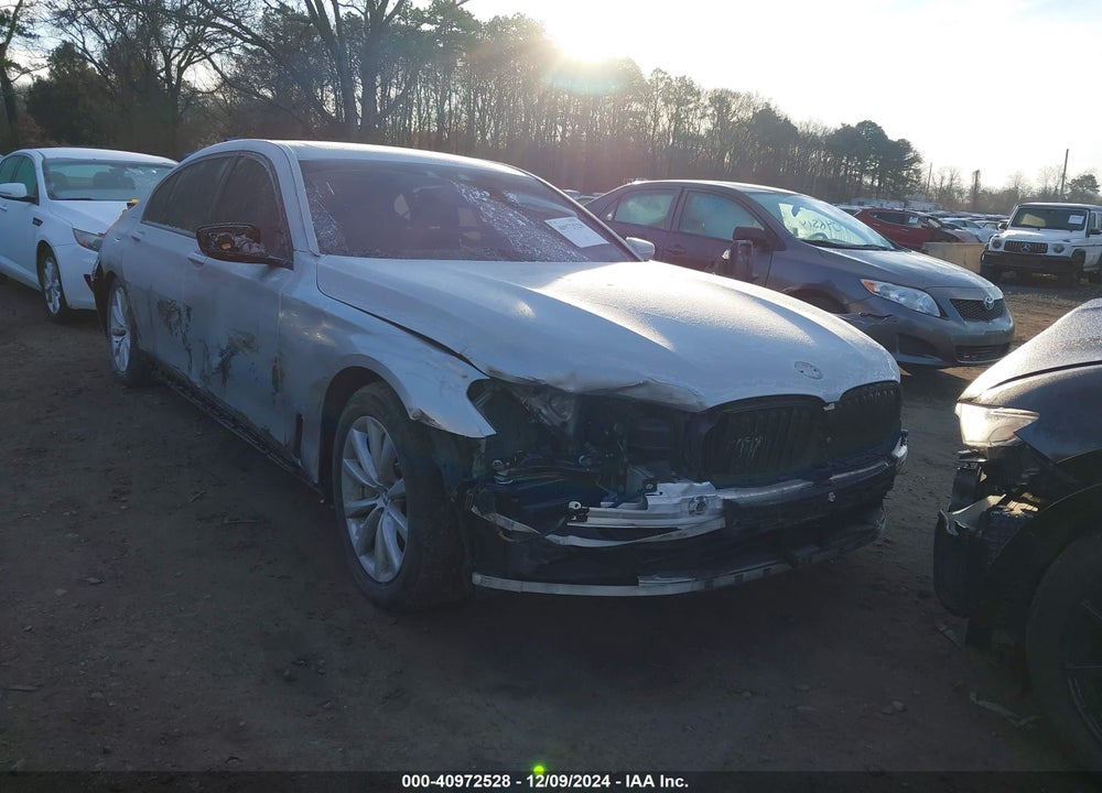 2018 BMW 7 SERIES VIN: WBA7F2C55JG423579