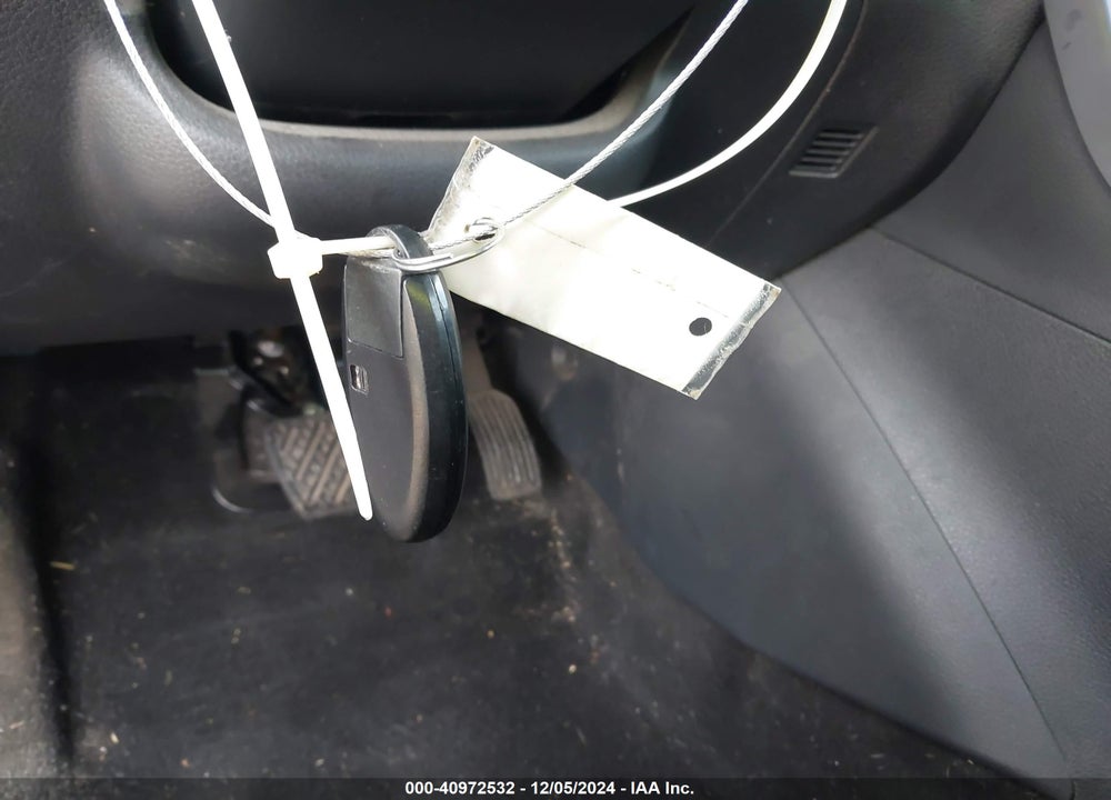 2017 NISSAN SENTRA VIN: 3N1AB7AP8HY315541