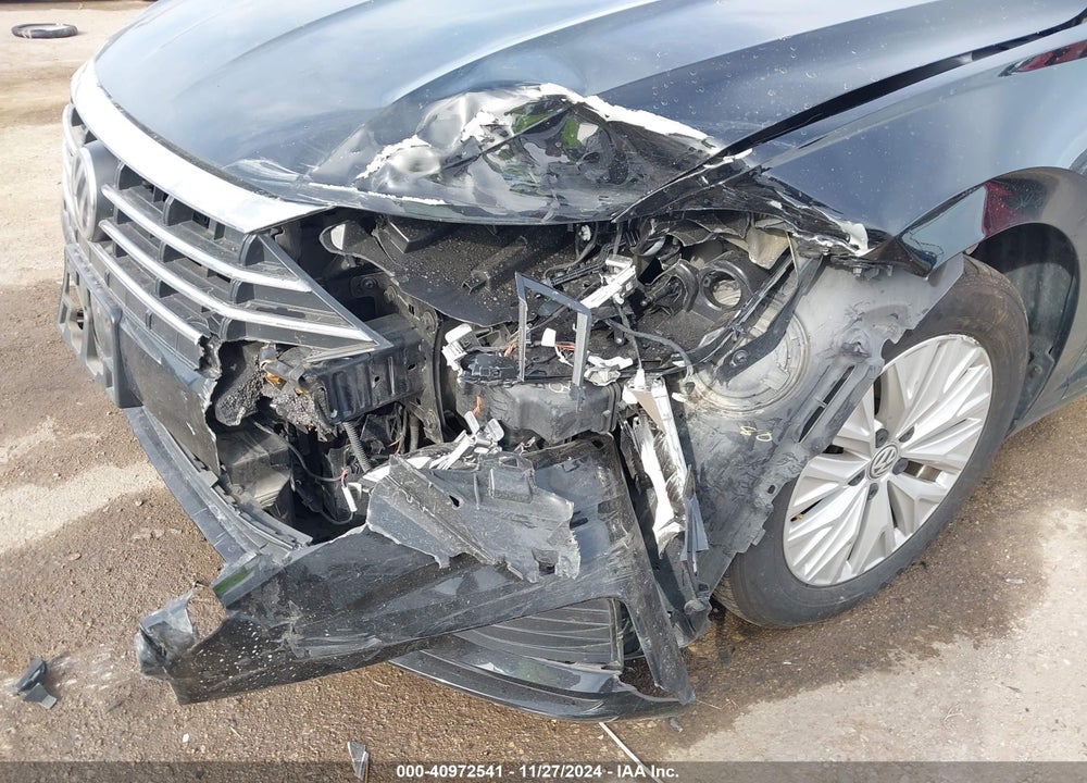 2019 VOLKSWAGEN JETTA 1.4T R-LINE/1.4T S/1.4T SE VIN: 3VWCB7BUXKM196414