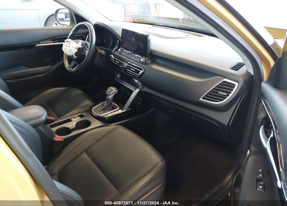 2021 KIA SELTOS SX TURBO VIN: KNDETCA25M7210055