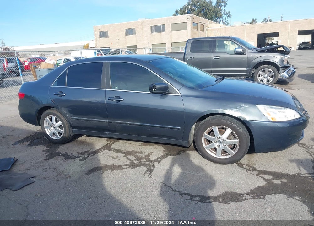 2005 HONDA ACCORD 2.4 LX VIN: JHMCM56485C002706