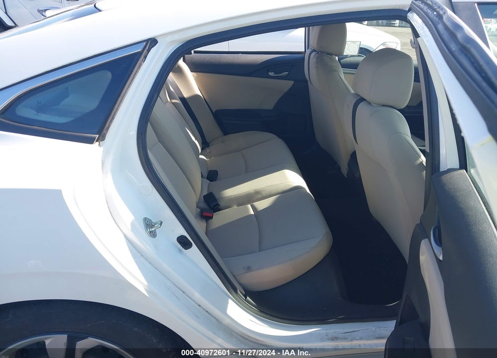 2016 HONDA CIVIC LX VIN: 2HGFC2F51GH523986