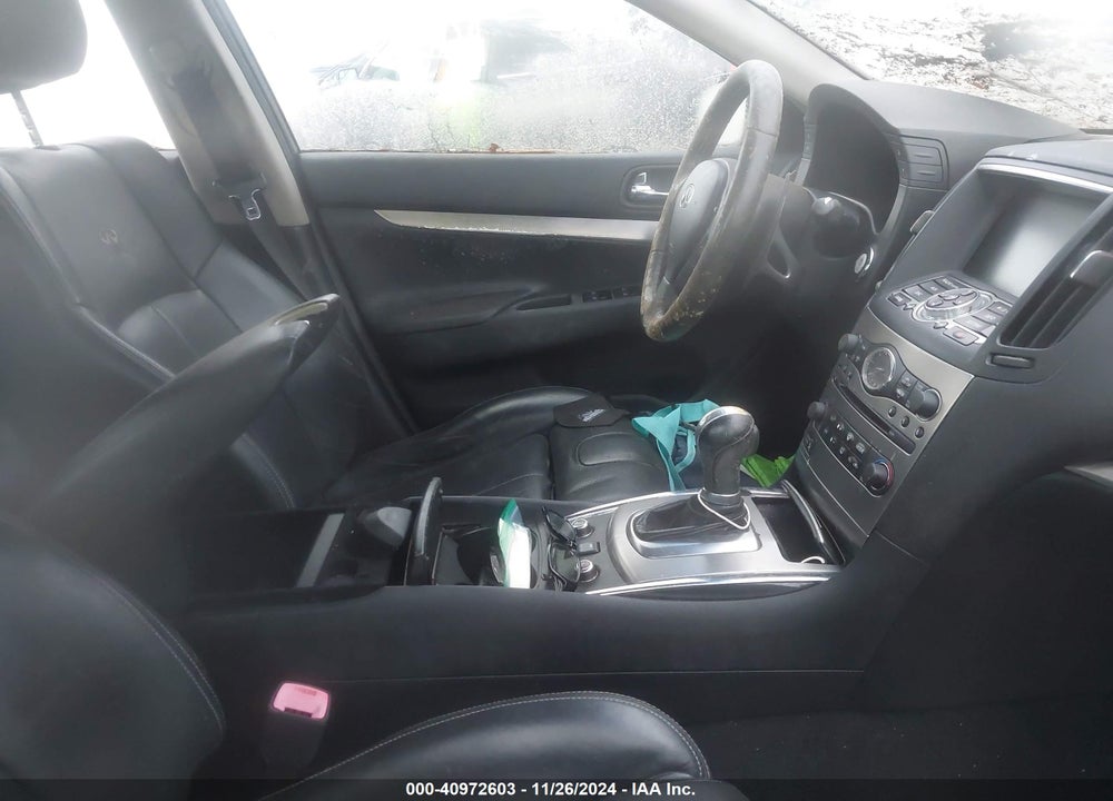 2011 INFINITI G37X VIN: JN1CV6AR5BM402853