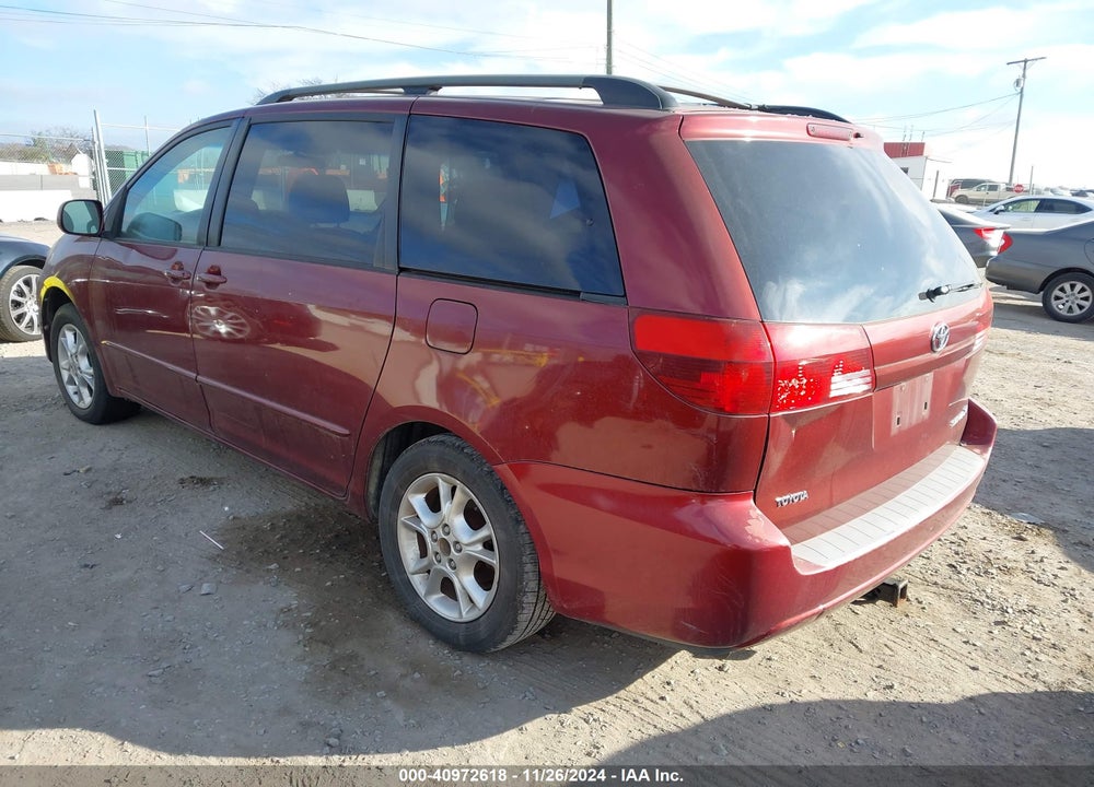 2005 TOYOTA SIENNA XLE VIN: 5TDZA22C45S304377