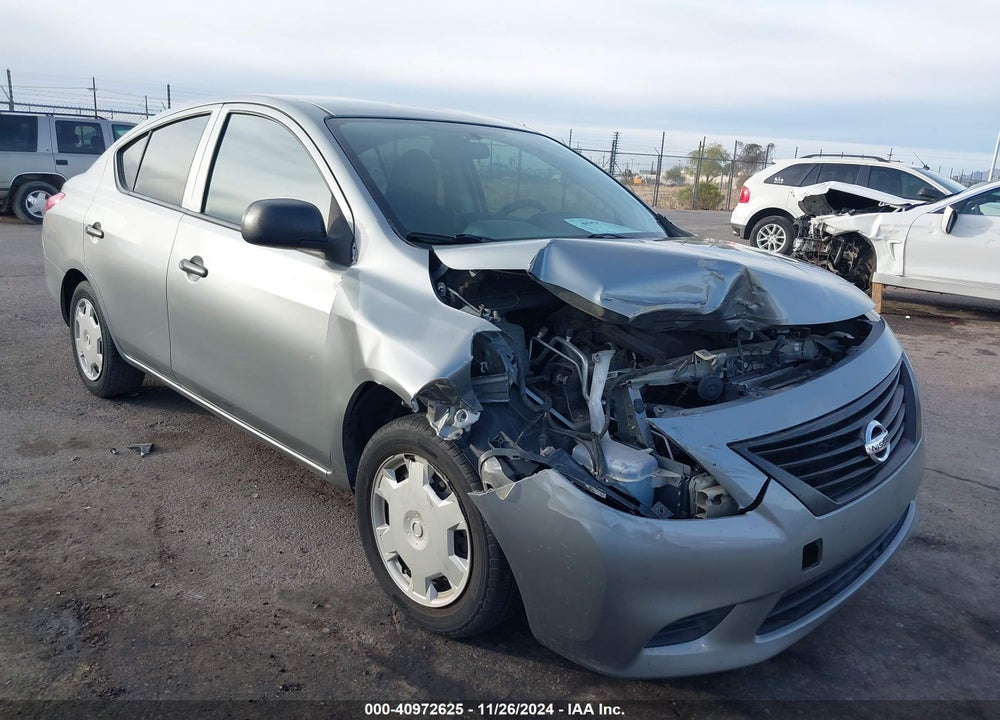 2013 NISSAN VERSA 1.6 S+ VIN: 3N1CN7AP8DL827310