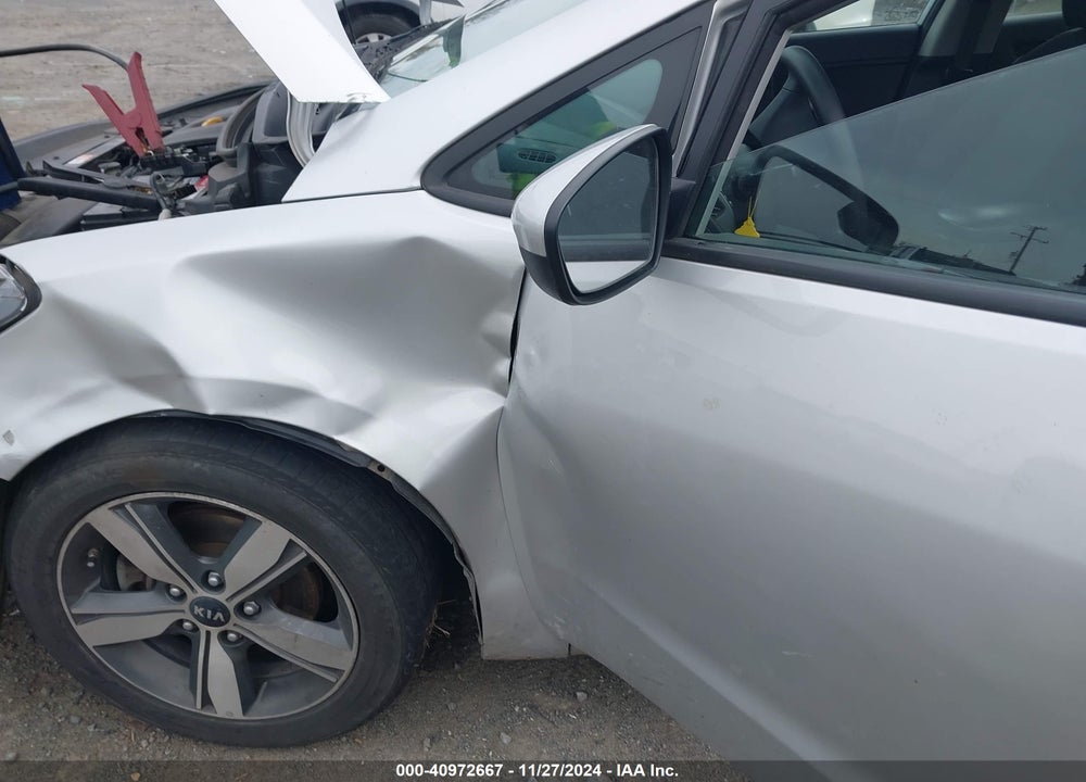 2018 KIA FORTE LX VIN: 3KPFL4A75JE239959