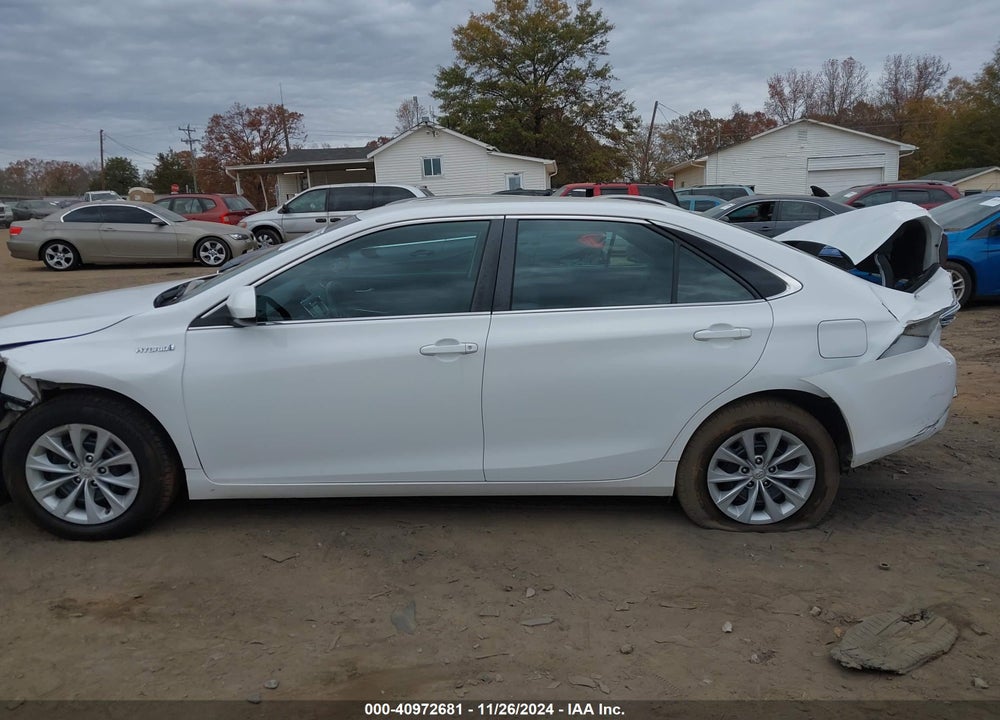 2015 TOYOTA CAMRY HYBRID LE VIN: 4T1BD1FK6FU175524