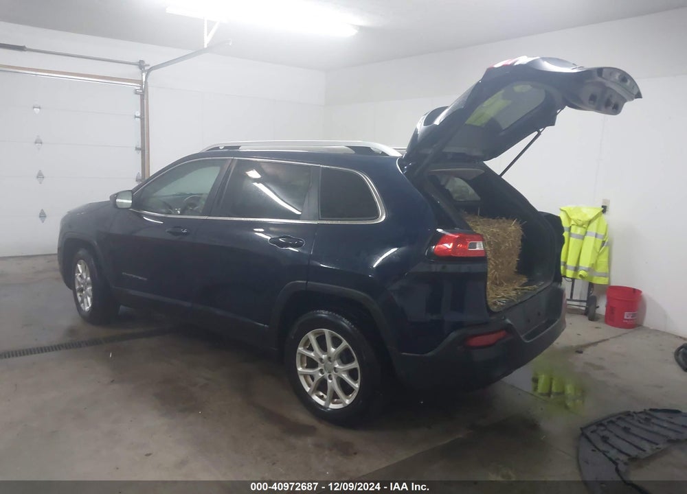 2015 JEEP CHEROKEE LATITUDE VIN: 1C4PJMCB6FW652577