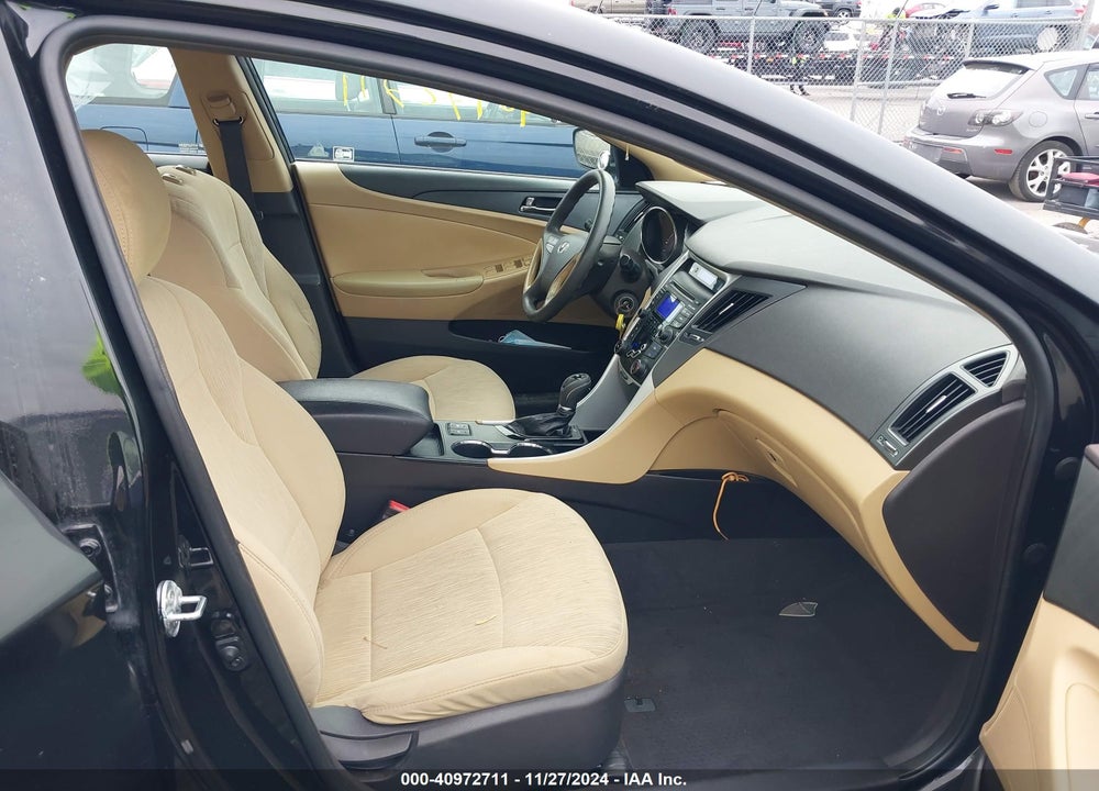 2013 HYUNDAI SONATA GLS VIN: 5NPEB4AC0DH696111