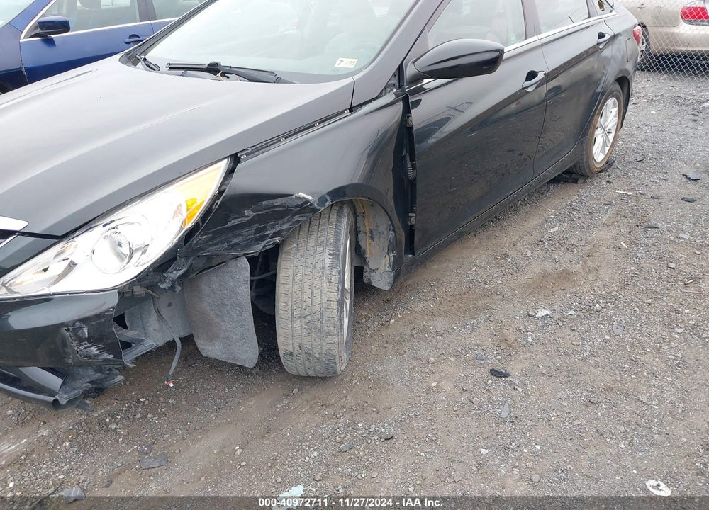 2013 HYUNDAI SONATA GLS VIN: 5NPEB4AC0DH696111