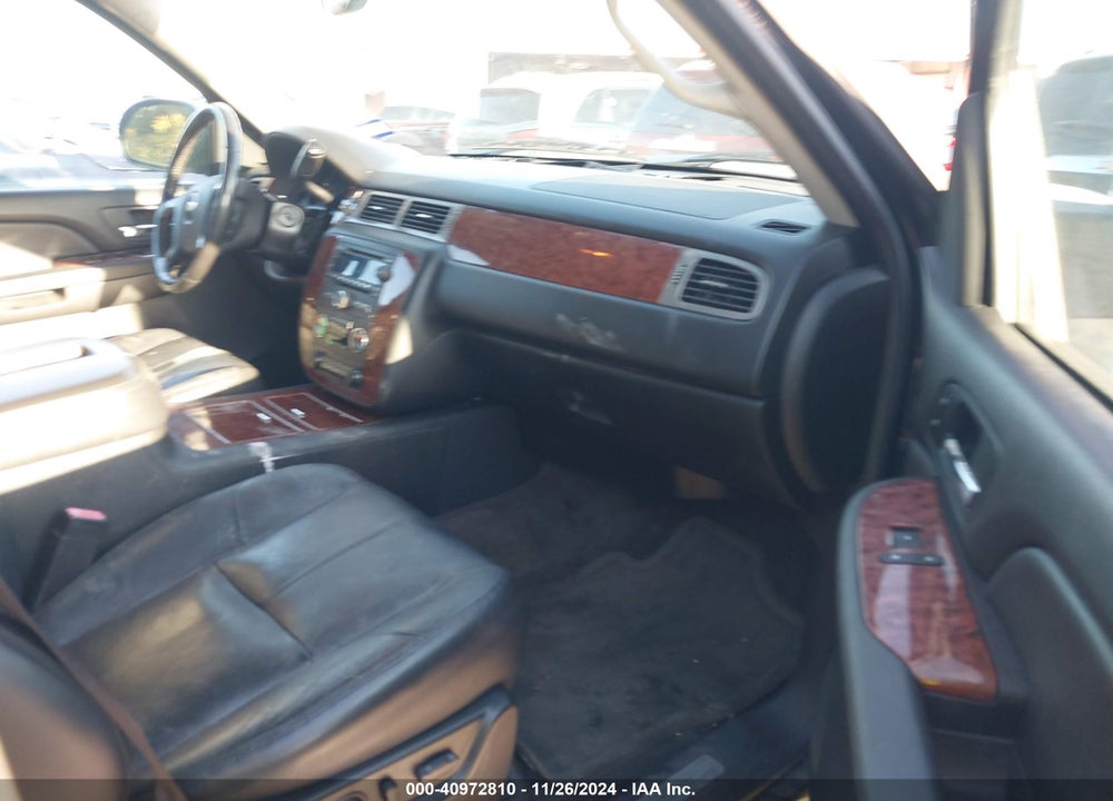 2008 CHEVROLET AVALANCHE 1500 LTZ VIN: 3GNEC12028G252797