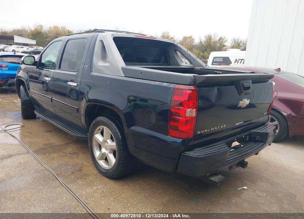2008 CHEVROLET AVALANCHE 1500 LTZ VIN: 3GNEC12028G252797