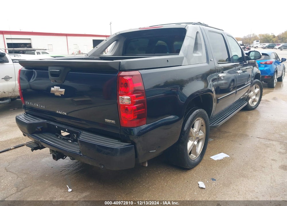 2008 CHEVROLET AVALANCHE 1500 LTZ VIN: 3GNEC12028G252797