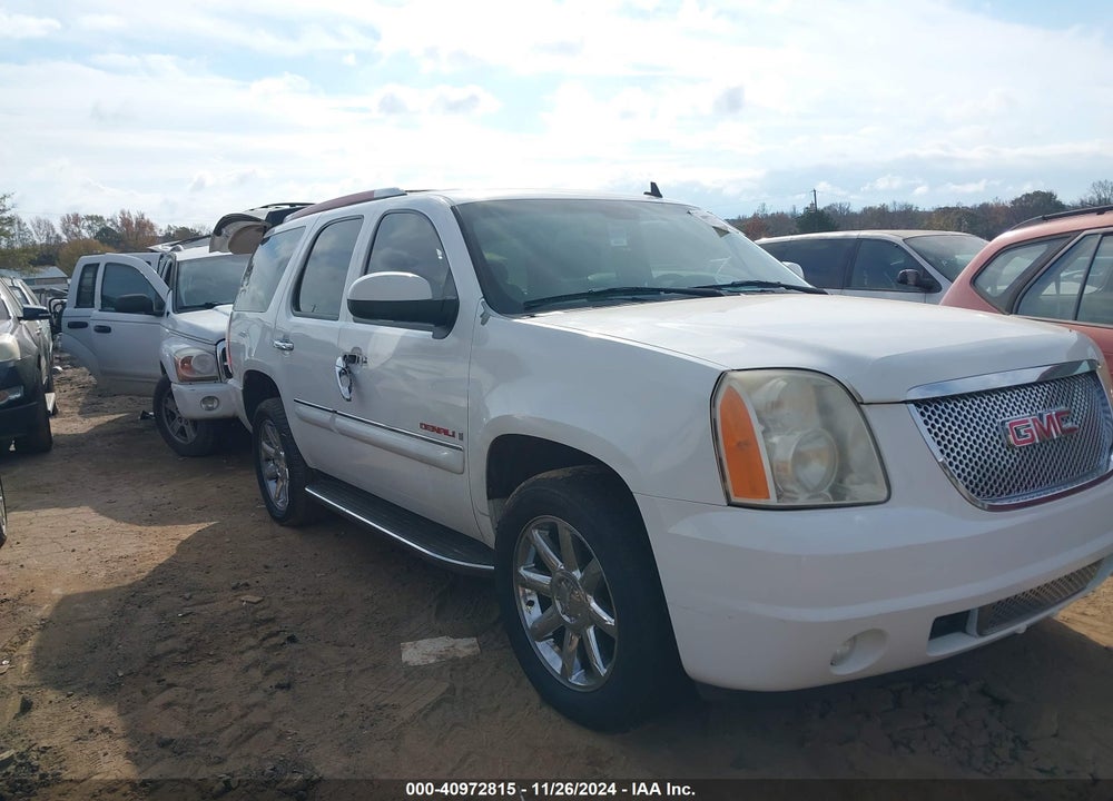 2008 GMC YUKON DENALI VIN: 1GKFK63818J160195