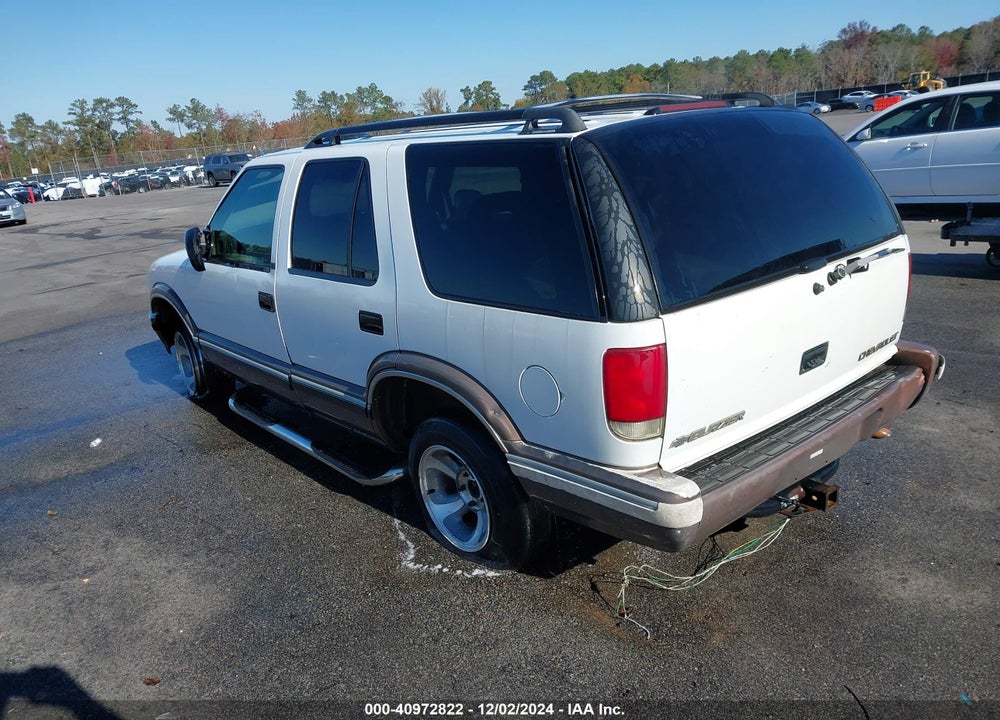 1997 CHEVROLET BLAZER LS VIN: 1GNCS13W2V2134153