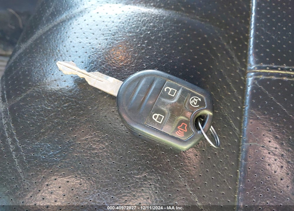 2012 FORD F-250 LARIAT VIN: 1FT7W2BT7CEB53210