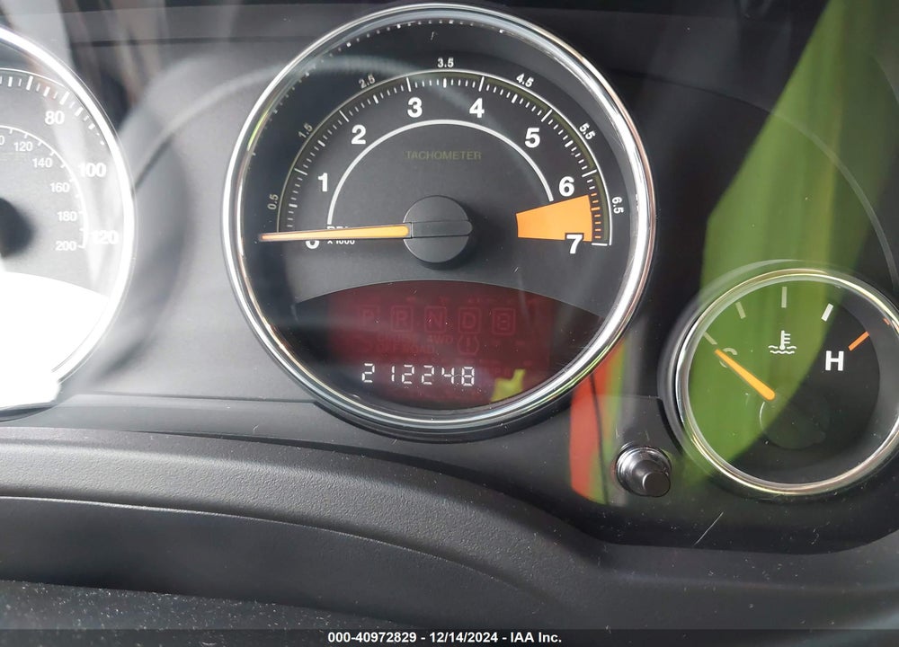 2014 JEEP COMPASS LATITUDE VIN: 1C4NJCEB0ED653460