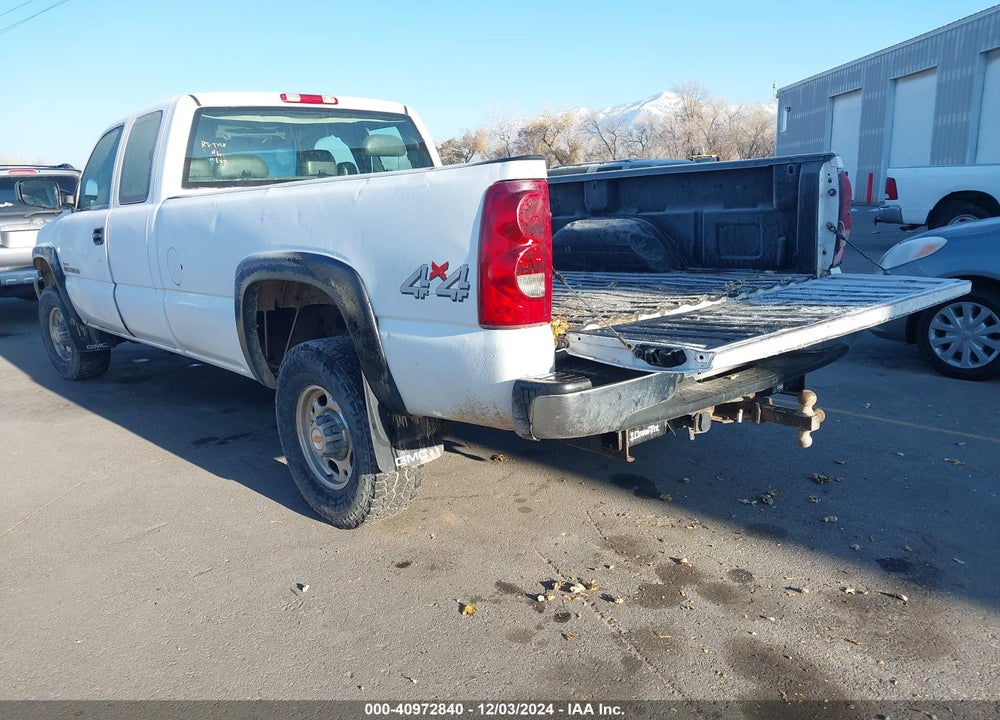 2005 GMC SIERRA 2500HD WORK TRUCK VIN: 1GDHK29265E331555