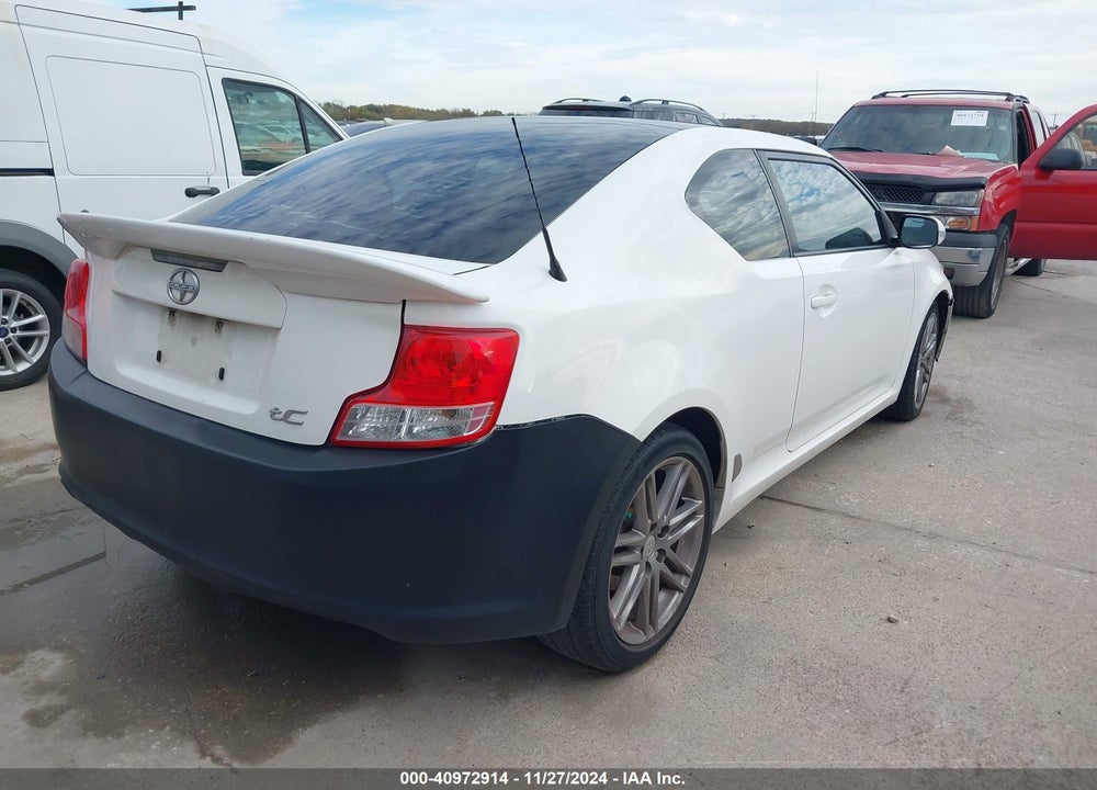 2011 SCION TC VIN: JTKJF5C75B3011112