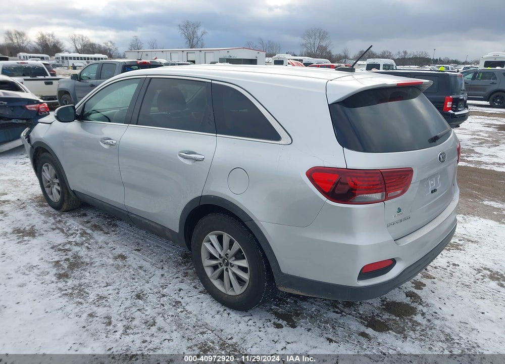 2020 KIA SORENTO 3.3L LX VIN: 5XYPG4A57LG632987