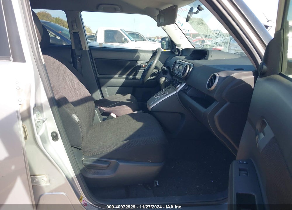 2010 SCION XB VIN: JTLZE4FE4A1110147