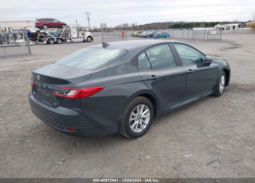 2025 TOYOTA CAMRY LE VIN: 4T1DAACK9SU542741