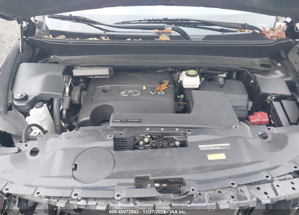 2015 INFINITI QX60 VIN: 5N1AL0MMXFC505572