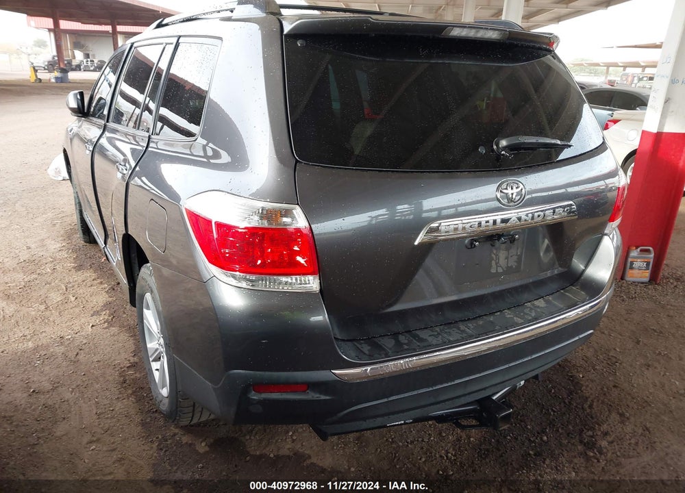 2011 TOYOTA HIGHLANDER SE V6 VIN: 5TDZK3EHXBS047389