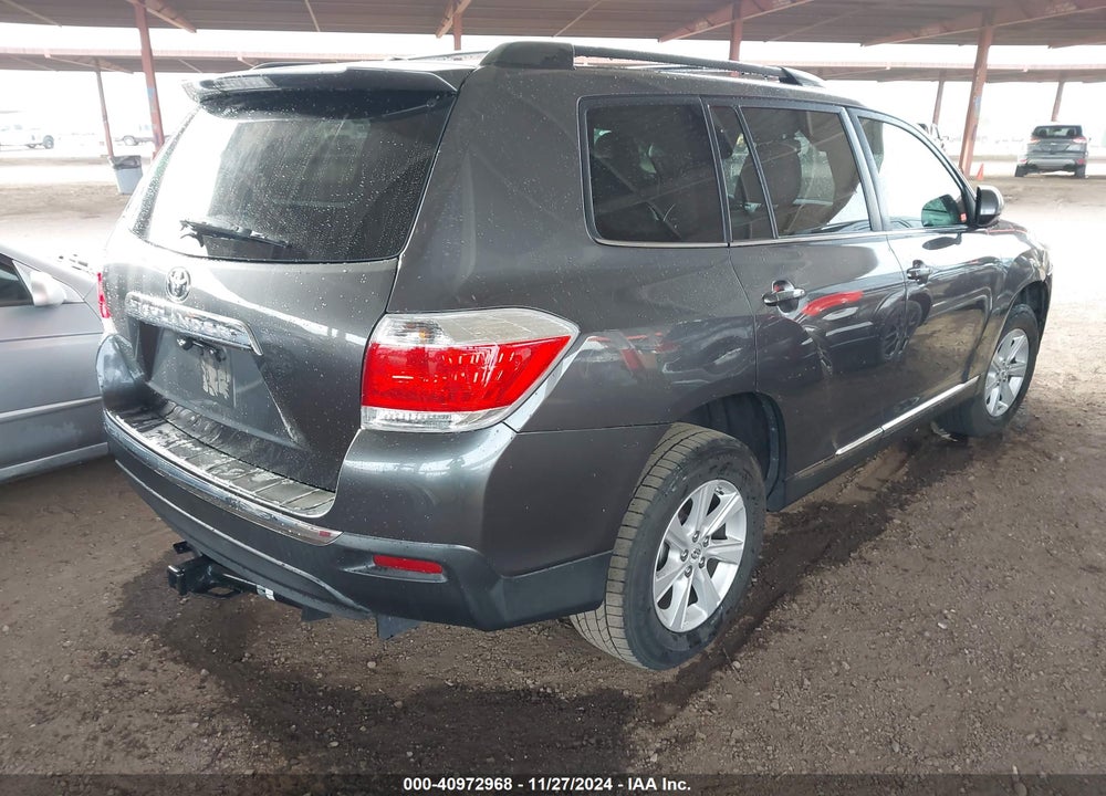 2011 TOYOTA HIGHLANDER SE V6 VIN: 5TDZK3EHXBS047389