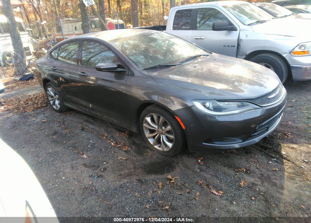2015 CHRYSLER 200 S VIN: 1C3CCCBB6FN675632