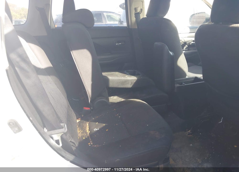 2017 MITSUBISHI OUTLANDER ES VIN: JA4AD2A39HZ044268
