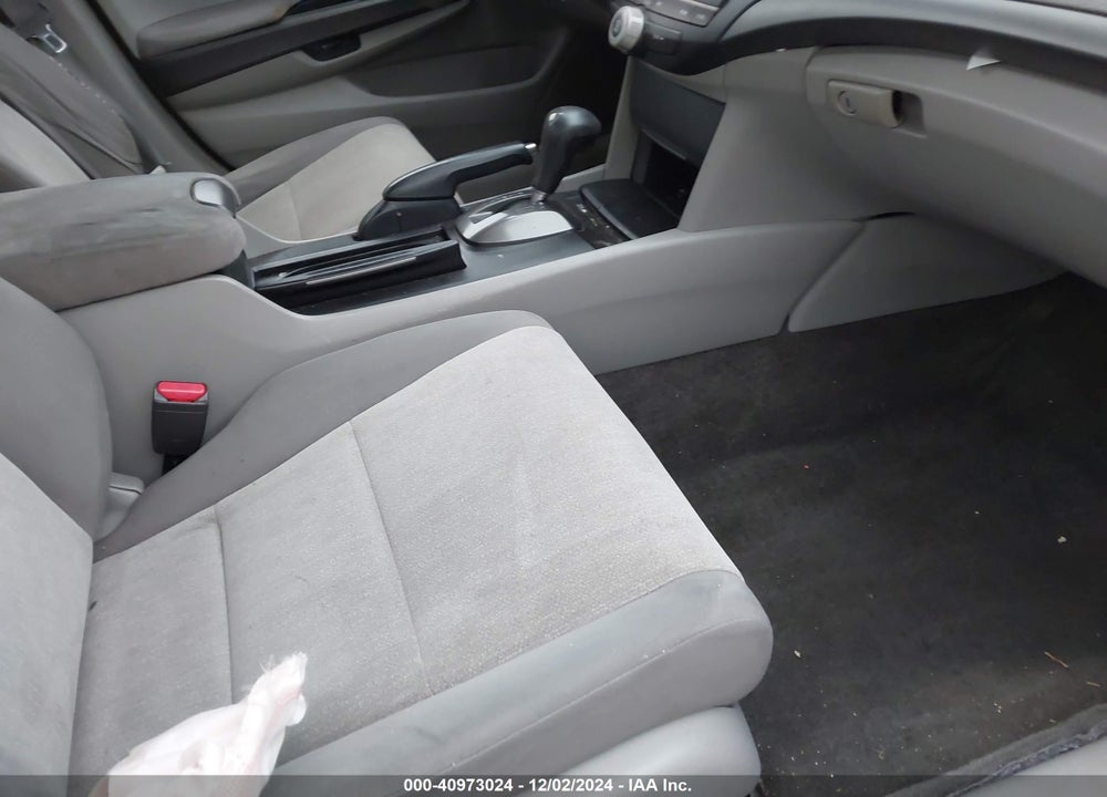 2009 HONDA ACCORD 2.4 LX VIN: 1HGCP26319A055488